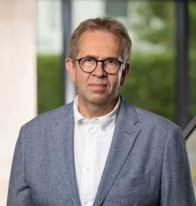 piotr.sledz